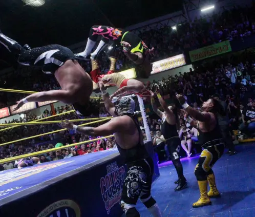 El CMLL se alista para celebrar su 92° Aniversario. @CMLL_OFICIAL El CMLL se alista para celebrar su 92° Aniversario. @CMLL_OFICIAL