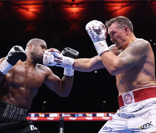 Oleksandr Usyk hace historia con contundente nocaut a Daniel Dubois (Photo by Richard Pelham/Getty Images)