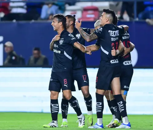 Los Rayados evitaron permanecer un día en San Luis gracias a la modificación en el artículo 30 del reglamento de la Liga MX. @Rayados Los Rayados evitaron permanecer un día en San Luis gracias a la modificación en el artículo 30 del reglamento de la Liga MX. @Rayados