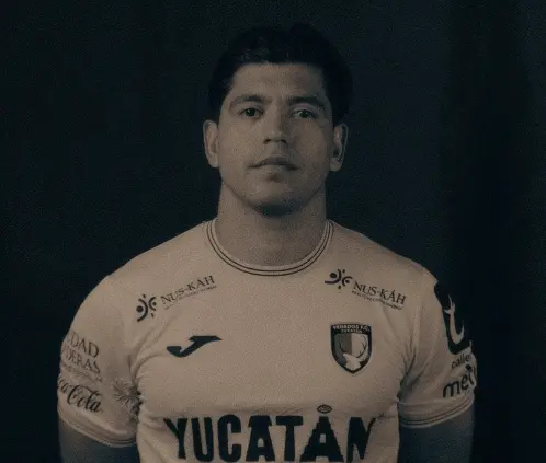 Gael Acosta vuelve a México con Venados tras su aventura por el futbol griego. @venadosfc