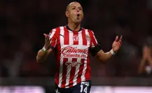 Carlos Hermosillo pide a Chicharito que se retire
