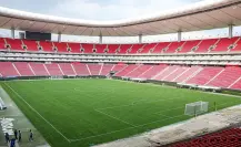 ¡Chivas regresa al Akron! Así luce su nueva cancha mundialista