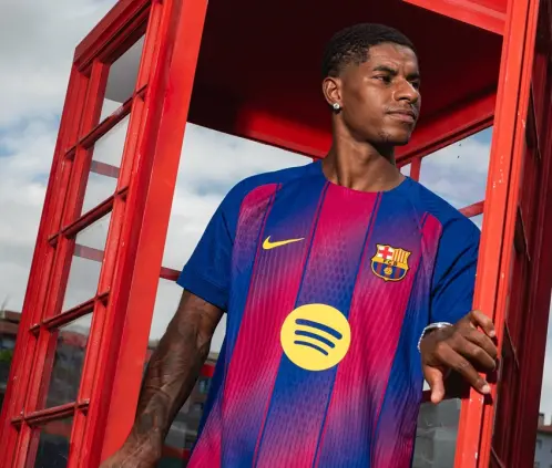 Marcus Rashford ya es jugador del Barcelona (FCBarcelona_es) Marcus Rashford ya es jugador del Barcelona (FCBarcelona_es)