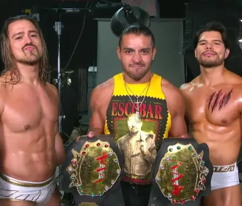 Los Garza defenderán el Campeonato de Parejas de Triple A en SmackDown ante cualquier equipo de WWE o Triple A. @WWE Los Garza defenderán el Campeonato de Parejas de Triple A en SmackDown ante cualquier equipo de WWE o Triple A. @WWE
