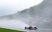 Lluvia frena el arranque del GP de Bélgica, ¿se cancela la carrera de la F1?