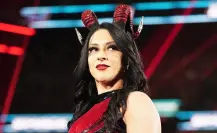 Stephanie Vaquer brilla en WWE SuperShow 2025 en CDMX