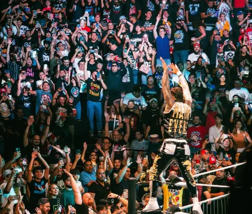 La WWE vivió un fin de semana histórico al agotar sus tres eventos del fin de semana junto a Triple A. underpmx La WWE vivió un fin de semana histórico al agotar sus tres eventos del fin de semana junto a Triple A. underpmx
