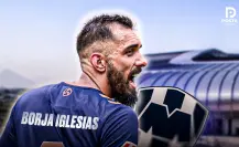 Borja Iglesias viaja a Inglaterra a la espera de definir su futuro, ¿reforzará al Monterrey?