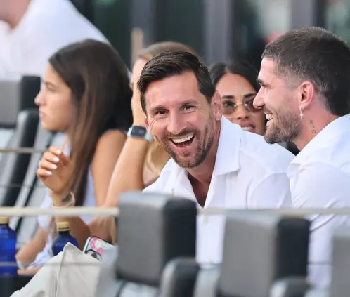 Lionel Messi es premiado por la MLS después de su histórica suspensión (Photo by Carmen Mandato/Getty Images) Lionel Messi es premiado por la MLS después de su histórica suspensión (Photo by Carmen Mandato/Getty Images)