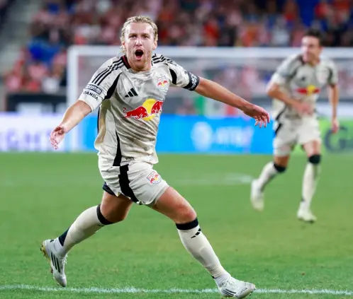 Chivas cae de forma agónica en su primer partido de la Leagues Cup (NewYorkRedBulls X) Chivas cae de forma agónica en su primer partido de la Leagues Cup (NewYorkRedBulls X)