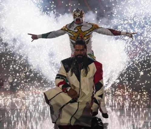 Los mexicanos Andrade y Rey Fénix protagonizarán la lucha más grande en la historia de SummerSlam y WWE. @WWE Los mexicanos Andrade y Rey Fénix protagonizarán la lucha más grande en la historia de SummerSlam y WWE. @WWE