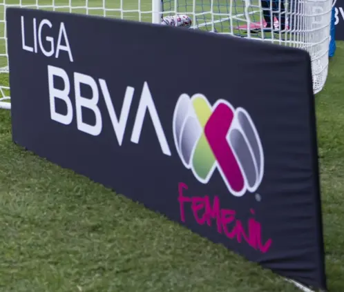 EL balón volverá a rodar en la Liga MX Femenil (X: LigaBBVAFemenil) EL balón volverá a rodar en la Liga MX Femenil (X: LigaBBVAFemenil)
