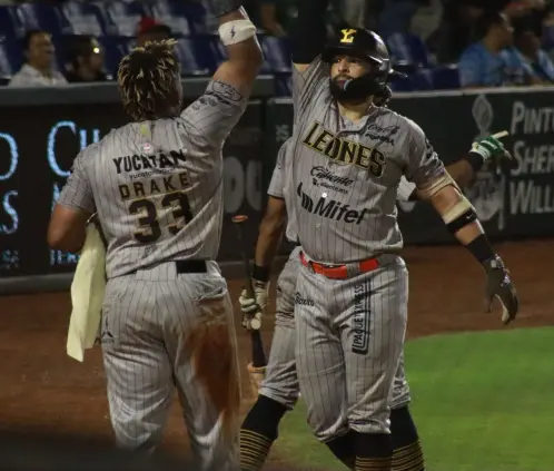 Los Leones siguen con la esperanza de meterse a los Playoffs. @leonesdeyucatan Los Leones siguen con la esperanza de meterse a los Playoffs. @leonesdeyucatan