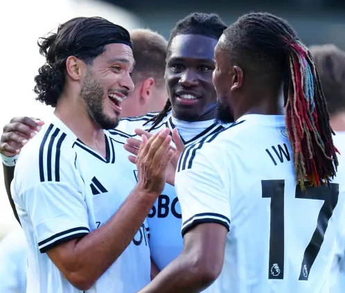 Raúl Jiménez marcó el único gol del Fulham en el amistoso contra Eintracht Framkfurt. @Fulham Raúl Jiménez marcó el único gol del Fulham en el amistoso contra Eintracht Framkfurt. @Fulham