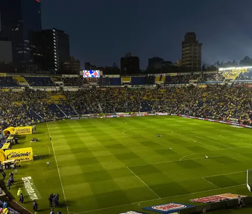 Lluvia vuelve a complicar un partido del América en el Estadio Ciudad de los Deportes (Foto: Jesús Romero / POSTA Deportes) Lluvia vuelve a complicar un partido del América en el Estadio Ciudad de los Deportes (Foto: Jesús Romero / POSTA Deportes)