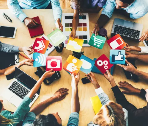 Redes sociales para marcas, el nuevo modelo de negocio en casa para generar ingresos online (Foto: Canva)