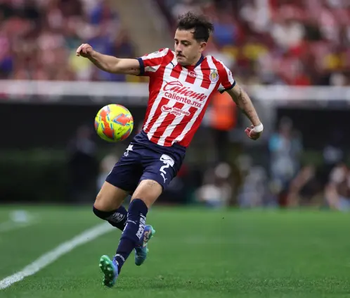 ¿Alan Mozo deja a Chivas para irse al Toluca? esto es lo que se sabe (Photo by Simon Barber/Getty Images) ¿Alan Mozo deja a Chivas para irse al Toluca? esto es lo que se sabe (Photo by Simon Barber/Getty Images)