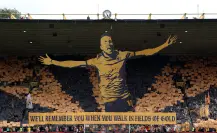 ¡Perfecto! Así fue el tifo que lanzo Wolverhampton en honor a Diogo Jota