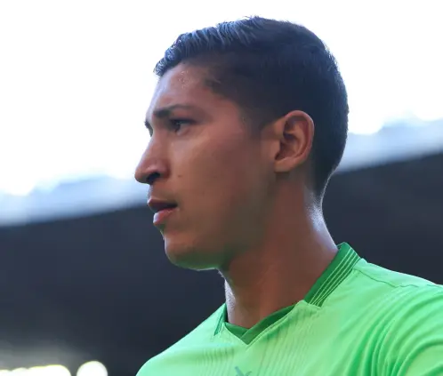 Ángel Zaldívar denuncia agresión a su familia en el Estadio Akron . (Photo by Simon Barber/Getty Images)