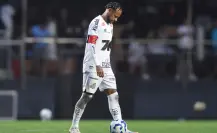 Neymar y el Santos reciben histórica goliza en casa, y su afición les dio la espalda