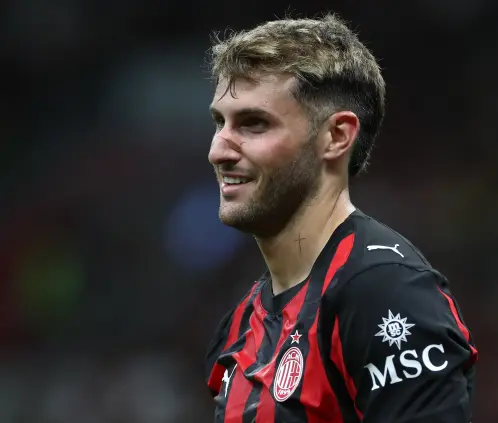 El AC Milan piensa en estrellas mundiales para competir con Santiago Giménez (Photo by Marco Luzzani/Getty Images) El AC Milan piensa en estrellas mundiales para competir con Santiago Giménez (Photo by Marco Luzzani/Getty Images)