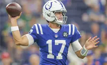 Daniel Jones gana la titularidad con Colts para la temporada 2025
