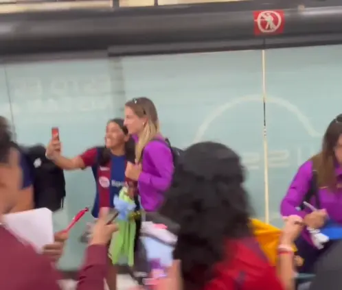 Barcelona Femenil llega a México y Aitana Bonmatí causa la locura