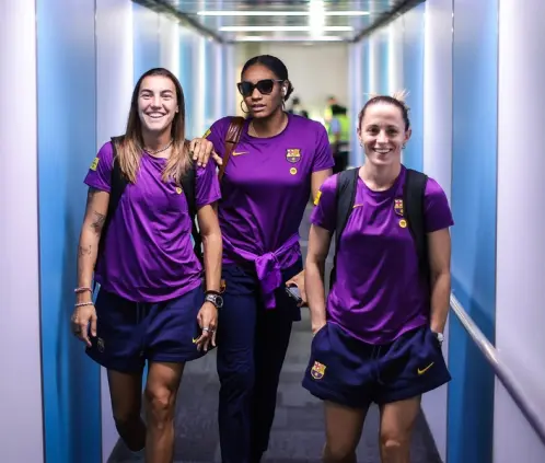 El Barcelona se medirá a las estrellas de la Liga MX Femenil en el Estadio Universitario. @FCBfemeni El Barcelona se medirá a las estrellas de la Liga MX Femenil en el Estadio Universitario. @FCBfemeni