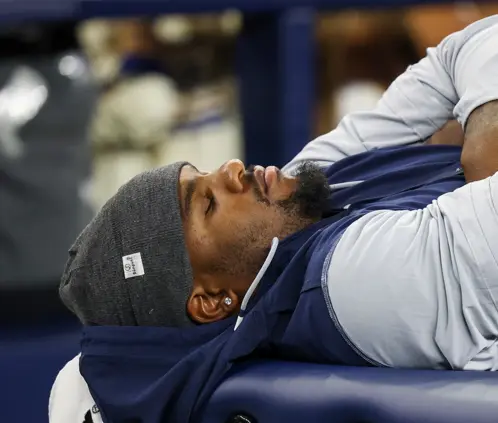 La última ‘provocación’ de Micah Parsons a los Dallas Cowboys: ¿Se quedó dormido en pleno partido? (Foto: @YahooSports X) La última ‘provocación’ de Micah Parsons a los Dallas Cowboys: ¿Se quedó dormido en pleno partido? (Foto: @YahooSports X)