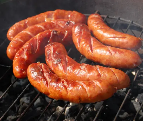 Profeco explica por qué no deberías comer salchichas (Foto: Canva) Profeco explica por qué no deberías comer salchichas (Foto: Canva)