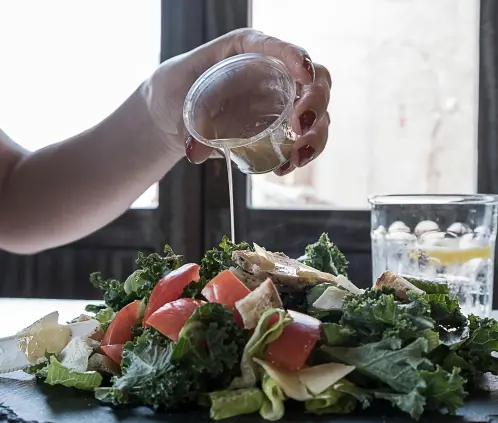El aderezo para ensalada de calidad que casi no tiene grasa y Profeco recomienda (Foto: Pexels) El aderezo para ensalada de calidad que casi no tiene grasa y Profeco recomienda (Foto: Pexels)