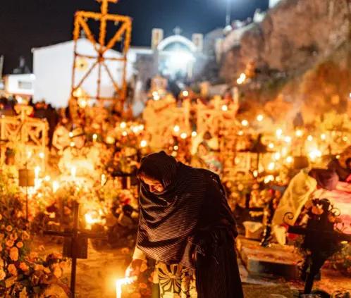 Descubre los Pueblos Mágicos con las celebraciones de Día de Muertos más auténticas (Getty Images) Descubre los Pueblos Mágicos con las celebraciones de Día de Muertos más auténticas (Getty Images)