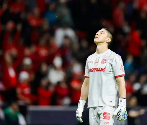 Hugo González aseguró que al interior del equipo mexiquense se toman las cosas con calma ante la reciente ausencia de triunfos. Hugo González aseguró que al interior del equipo mexiquense se toman las cosas con calma ante la reciente ausencia de triunfos.
