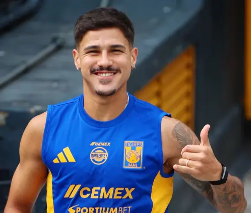 El Santos se prepara para hacer una nueva oferta a Tigres por Rómulo Zwarg. @TigresOficial El Santos se prepara para hacer una nueva oferta a Tigres por Rómulo Zwarg. @TigresOficial