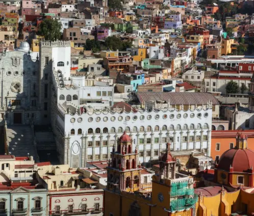 Sam Miguel de Allende es uno de los pueblos que cuentan con bellas estructuras coloniales y atraen año con año a millones de turistas (Wikimedia Commons) Sam Miguel de Allende es uno de los pueblos que cuentan con bellas estructuras coloniales y atraen año con año a millones de turistas (Wikimedia Commons)