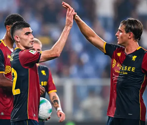 Johan Vásquez rechaza ofertas y renueva con Genoa (Photo by Simone Arveda/Getty Images) Johan Vásquez rechaza ofertas y renueva con Genoa (Photo by Simone Arveda/Getty Images)