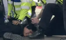 Presunto tirador es detenido en el Chelsea vs. Fulham, resultó ser un cosplayer