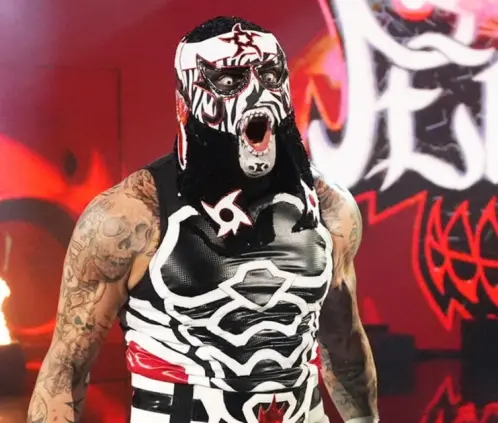 El mexicano Penta quedó fuera de Clash In Paris, siendo el segundo gran evento de la WWE del cual es borrado este verano. @WWE El mexicano Penta quedó fuera de Clash In Paris, siendo el segundo gran evento de la WWE del cual es borrado este verano. @WWE