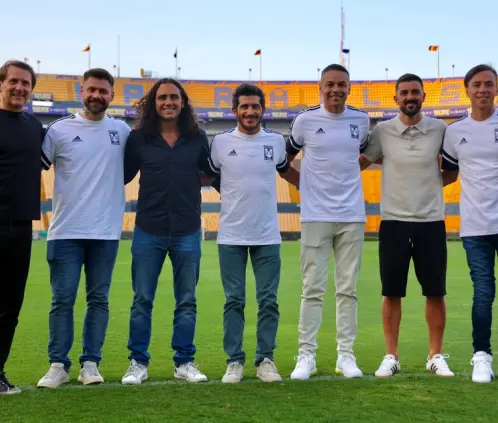El Juego de Leyendas ante el Barcelona marcará el reencuentro del mejor equipo en la historia de Tigres. @TigresOficial El Juego de Leyendas ante el Barcelona marcará el reencuentro del mejor equipo en la historia de Tigres. @TigresOficial