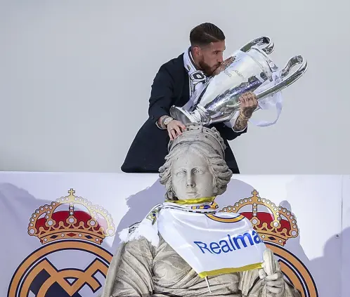 Sergio Ramos lanza canción dedicada a Florentino y al Real Madrid(Photo by Gonzalo Arroyo Moreno/Getty Images) Sergio Ramos lanza canción dedicada a Florentino y al Real Madrid(Photo by Gonzalo Arroyo Moreno/Getty Images)