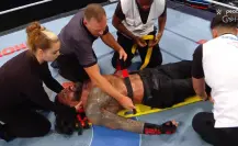 Roman Reigns abandona la WWE tras salir en camilla de Clash In Paris, ¿cuándo vuelve el Jefe Tribal?