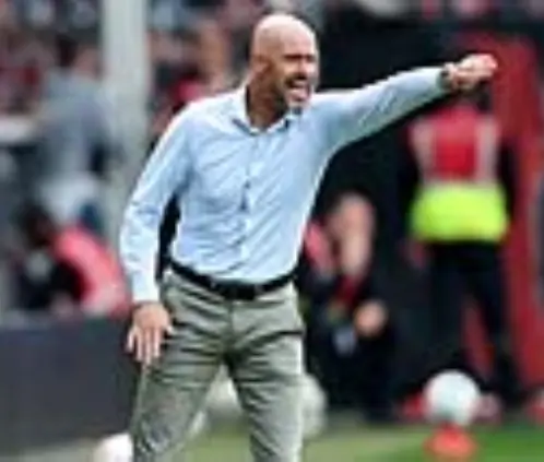 Erik ten Hag fue despedido del Bayer Leverkusen tras solo tres partidos. Getty Images Erik ten Hag fue despedido del Bayer Leverkusen tras solo tres partidos. Getty Images
