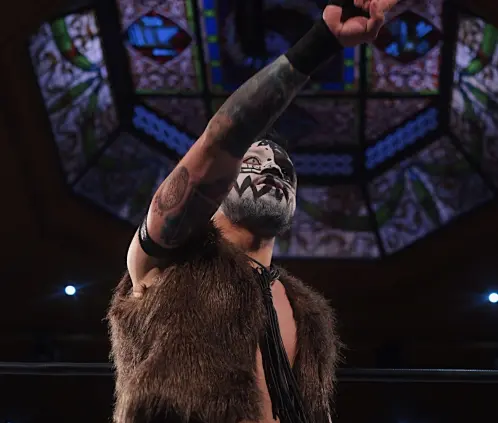 El mexicano Arez se sumó a la AEW tras rechazar una oferta de WWE. @KXNGAO El mexicano Arez se sumó a la AEW tras rechazar una oferta de WWE. @KXNGAO