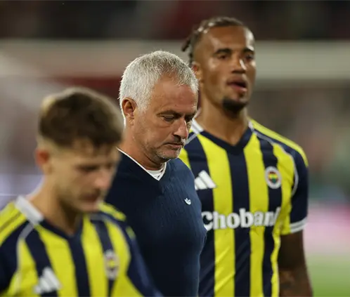 ¡No fue por la Champions! Por esto Fenerbahce despidió a José Mourinho (Photo by Dean Mouhtaropoulos/Getty Images) ¡No fue por la Champions! Por esto Fenerbahce despidió a José Mourinho (Photo by Dean Mouhtaropoulos/Getty Images)