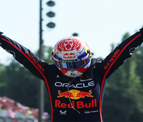 Max Verstappen domina en Monza y se lleva la victoria Max Verstappen domina en Monza y se lleva la victoria