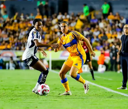 Tigres Femenil y Rayadas tendrán el 45° juego de su historia. Nora Guerrero Tigres Femenil y Rayadas tendrán el 45° juego de su historia. Nora Guerrero