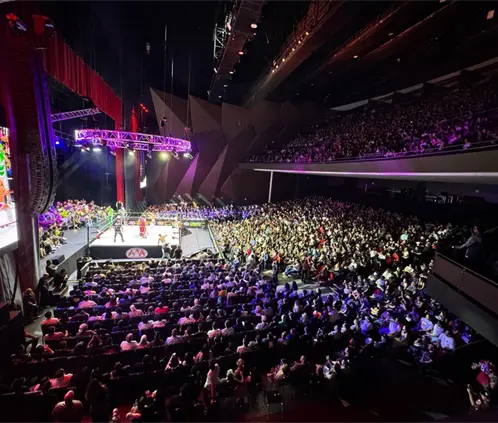 El primer show semanal de Lucha Libre AAA con WWE no pudo verse en ningún canal o streaming en México. @MPenaAAA El primer show semanal de Lucha Libre AAA con WWE no pudo verse en ningún canal o streaming en México. @MPenaAAA