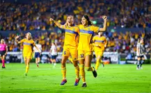 ¡Lluvia de goles y más! Tigres femenil aplasta a Rayadas en la edición 45 del Clásico Regio