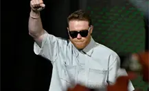 Canelo vislumbra noquear a Crawford y tendría a Bivol en la mira