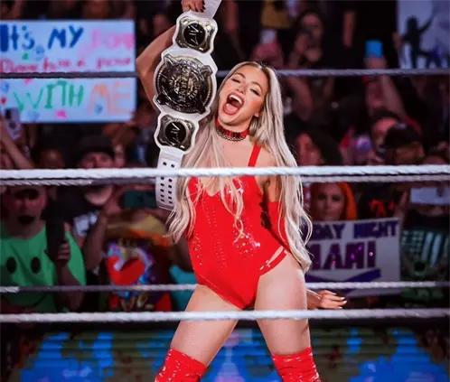 Liv Morgan sumaba dos meses sin aparecer en la WWE. @YaOnlyLivvOnce Liv Morgan sumaba dos meses sin aparecer en la WWE. @YaOnlyLivvOnce